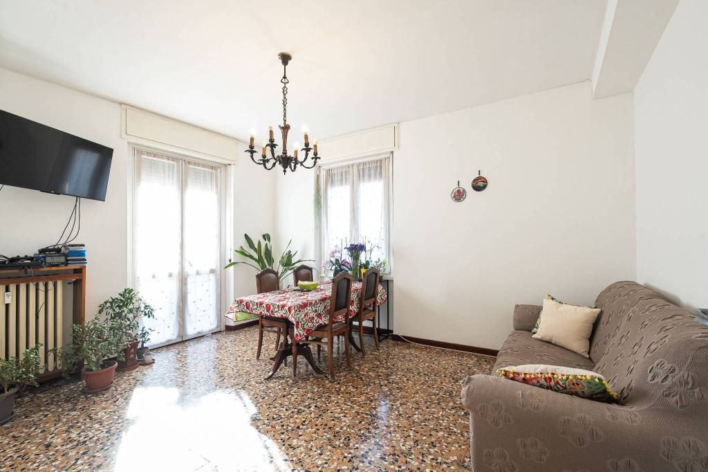 appartamento in vendita a Mariano Comense