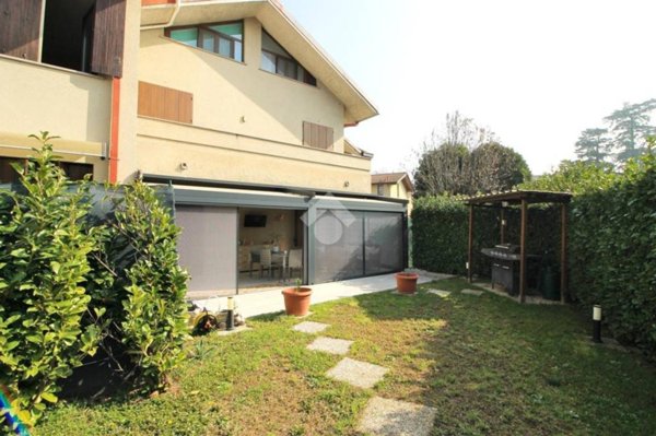 casa indipendente in vendita a Mariano Comense