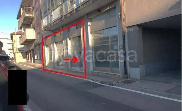 negozio in vendita a Mariano Comense