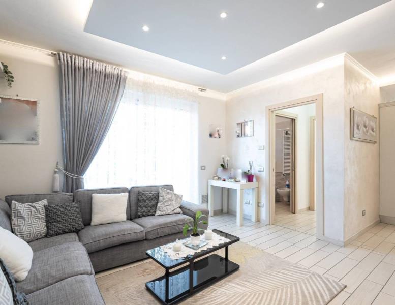 appartamento in vendita a Mariano Comense