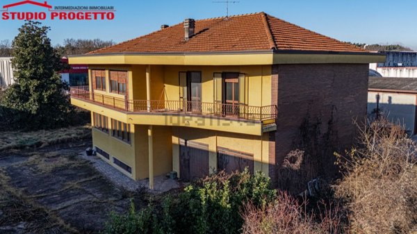 casa indipendente in vendita a Mariano Comense