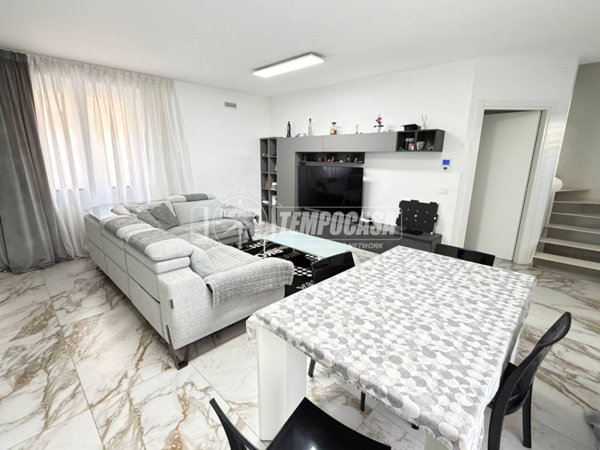 casa indipendente in vendita a Mariano Comense