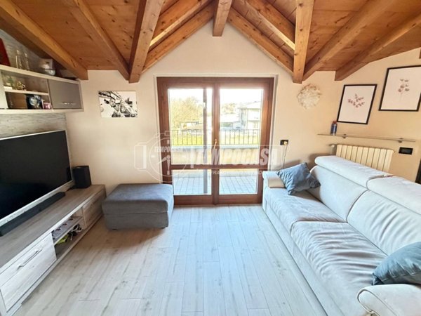 appartamento in vendita a Mariano Comense