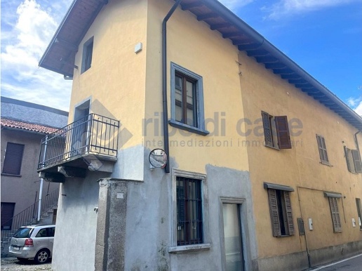 casa indipendente in vendita a Mariano Comense