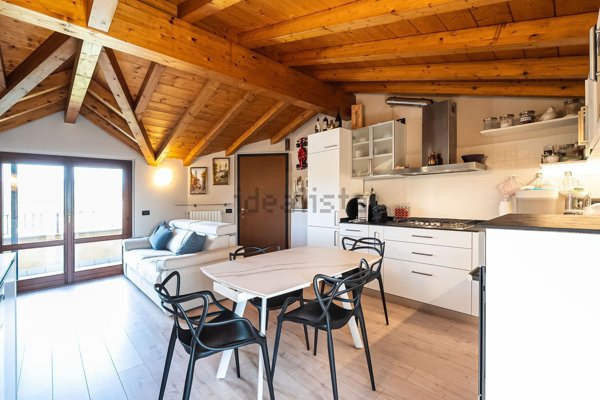 appartamento in vendita a Mariano Comense