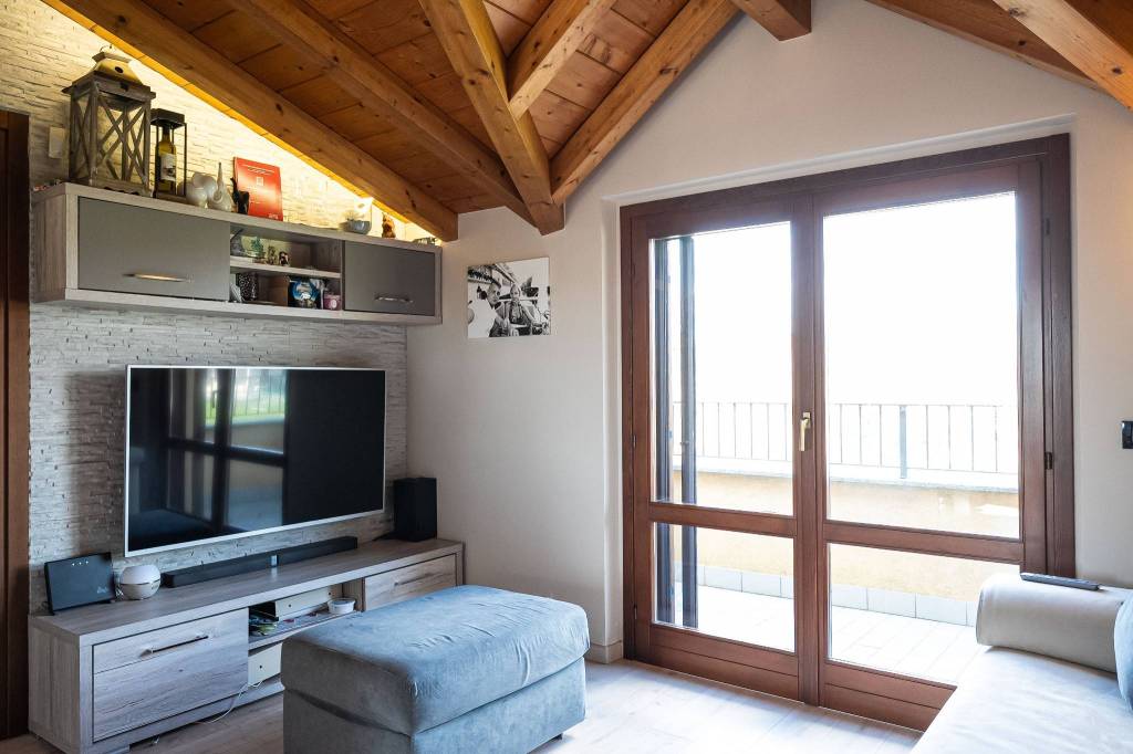 appartamento in vendita a Mariano Comense