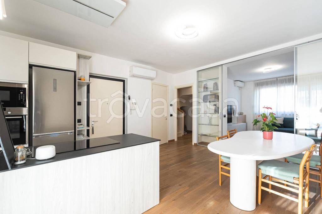 appartamento in vendita a Mariano Comense