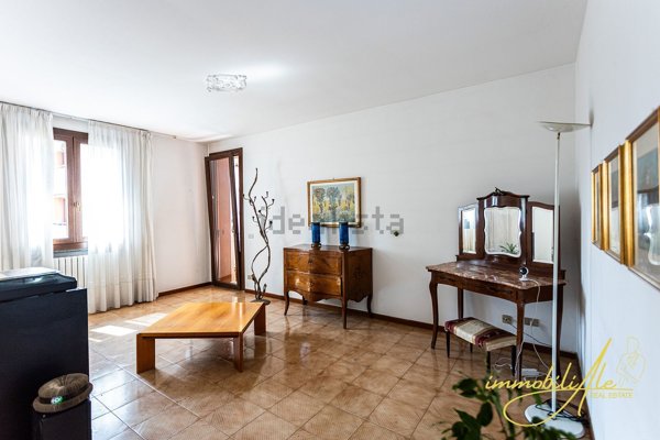 appartamento in vendita a Mariano Comense