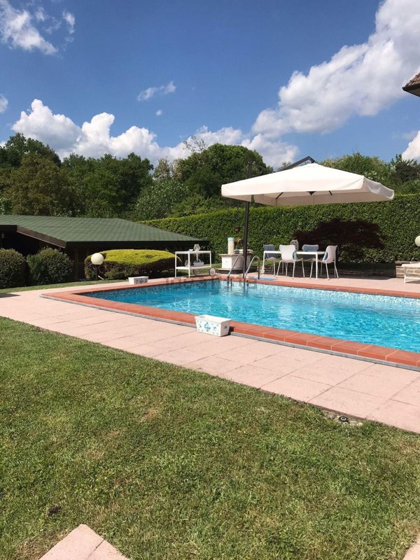 casa indipendente in vendita a Mariano Comense