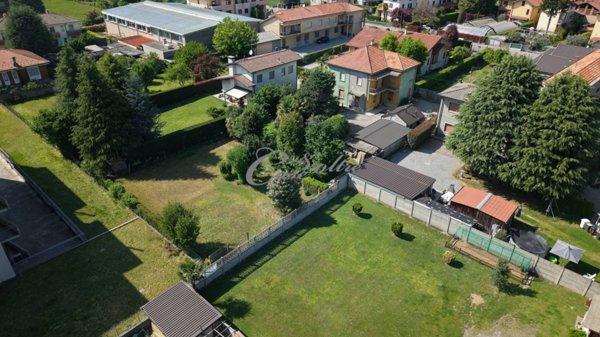 casa indipendente in vendita a Mariano Comense