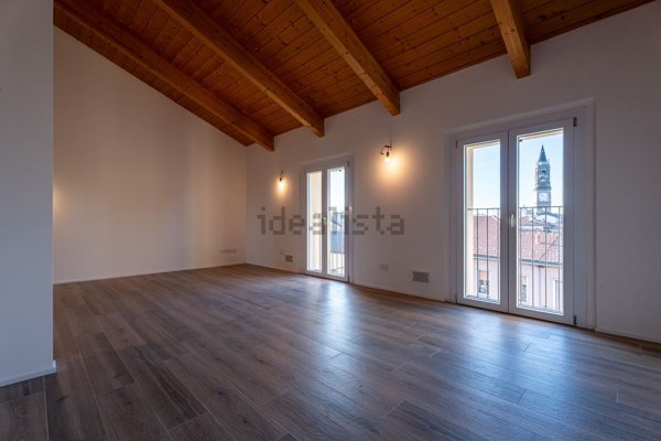 appartamento in vendita a Mariano Comense