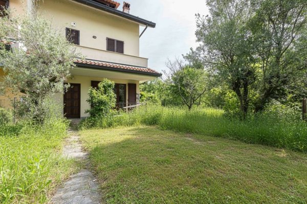 casa indipendente in vendita a Mariano Comense