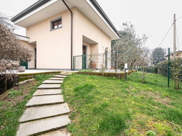 casa indipendente in vendita a Mariano Comense