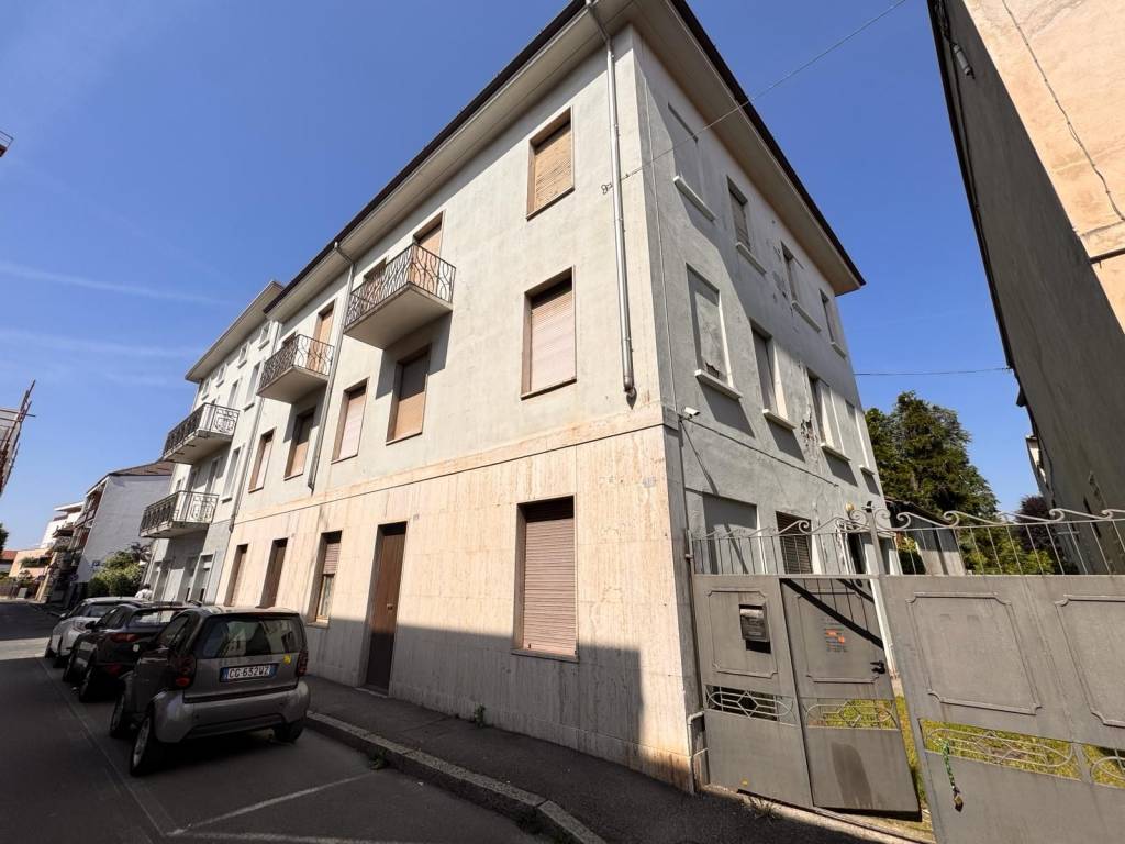 casa indipendente in vendita a Mariano Comense