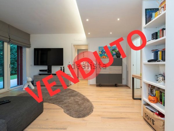 appartamento in vendita a Mariano Comense