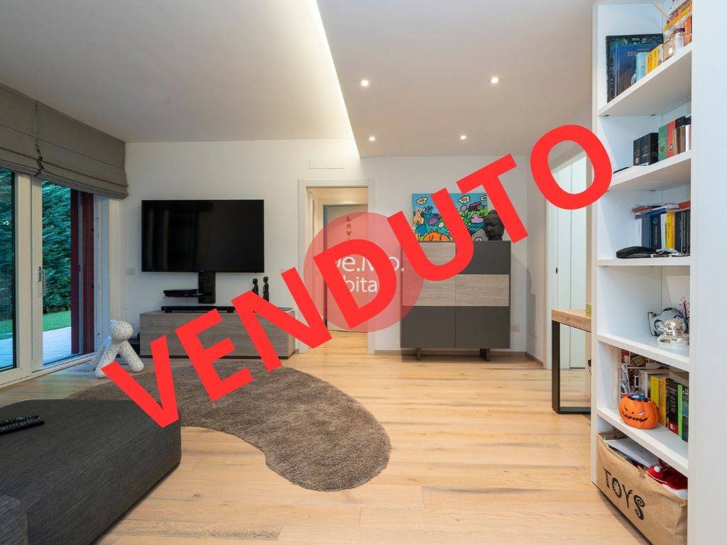 appartamento in vendita a Mariano Comense