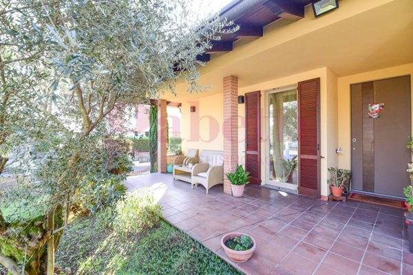 casa indipendente in vendita a Mariano Comense