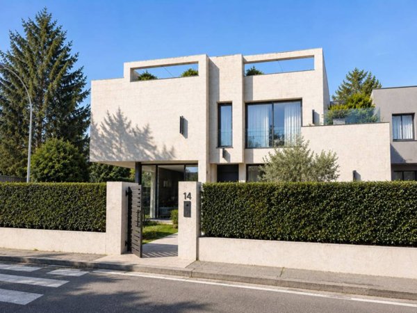 casa indipendente in vendita a Mariano Comense