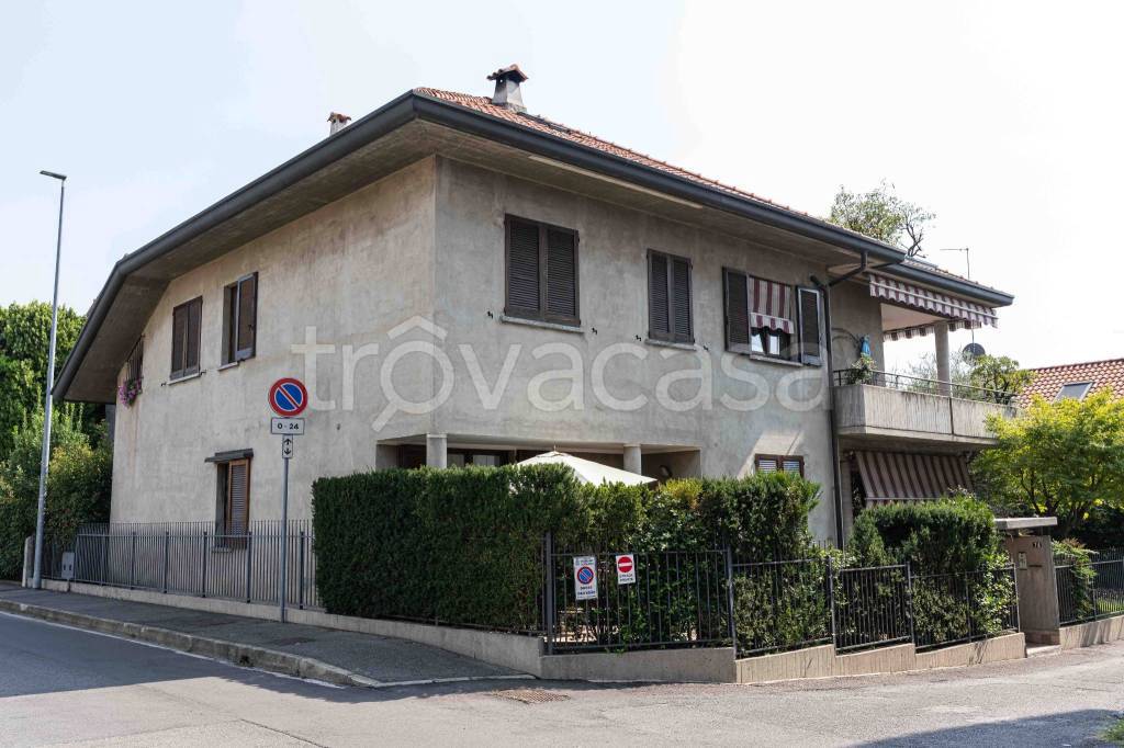 appartamento in vendita a Mariano Comense