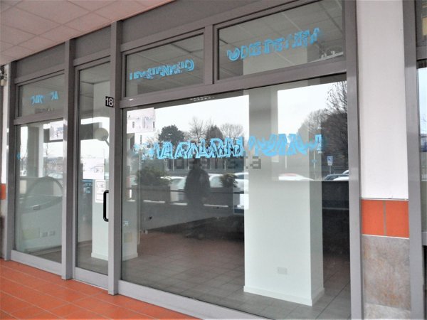 ufficio in vendita a Mariano Comense