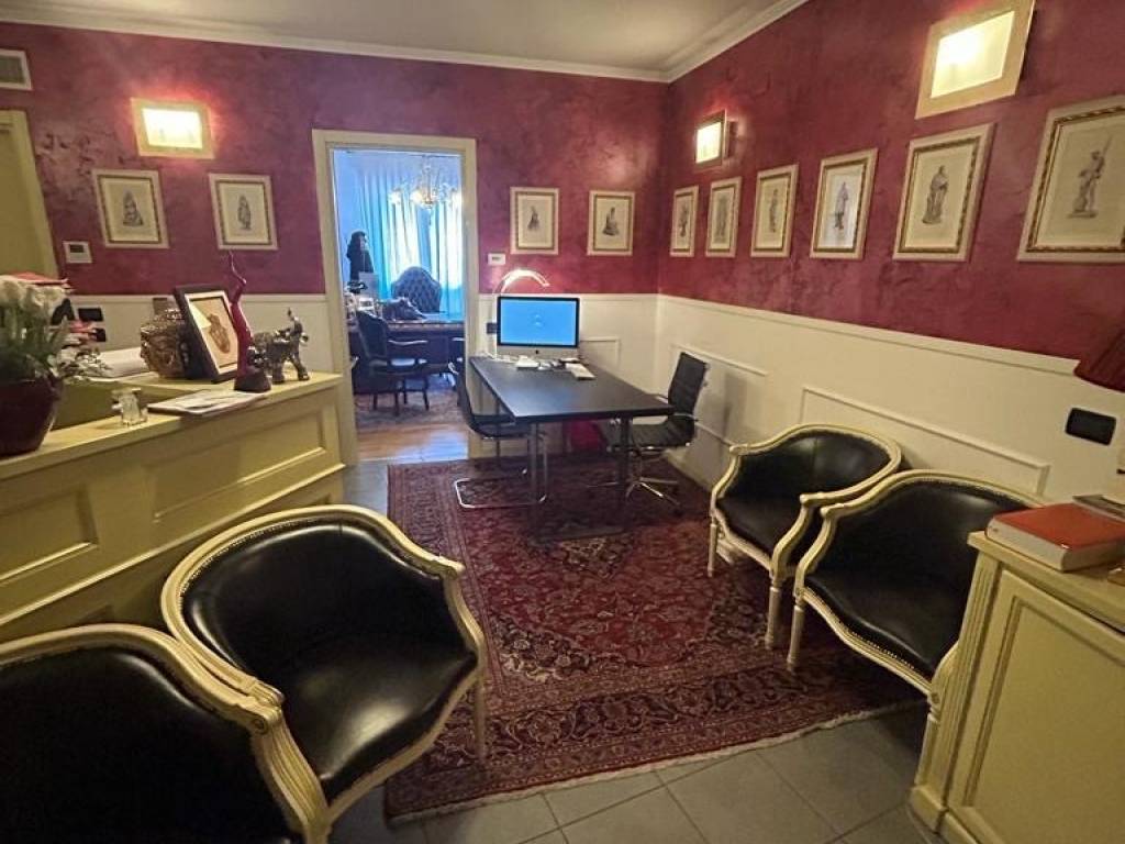 ufficio in vendita a Mariano Comense