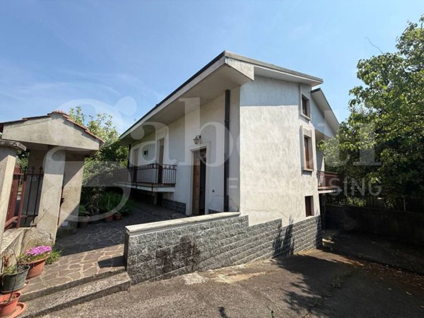 casa indipendente in vendita a Mariano Comense