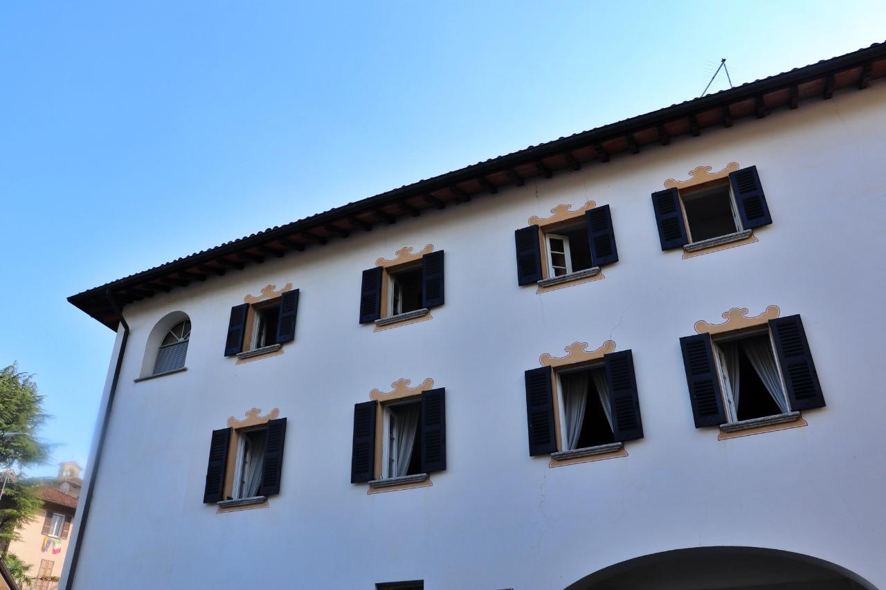 casa indipendente in vendita a Menaggio in zona Castello