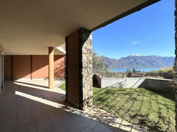 appartamento in vendita a Menaggio