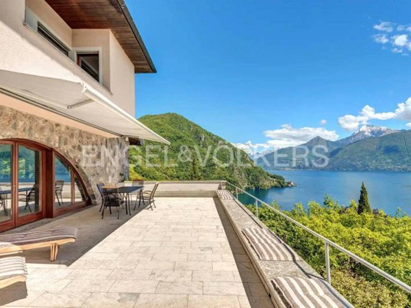 casa indipendente in vendita a Menaggio in zona Loveno