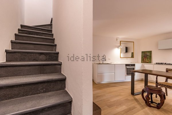 casa indipendente in vendita a Menaggio in zona Loveno