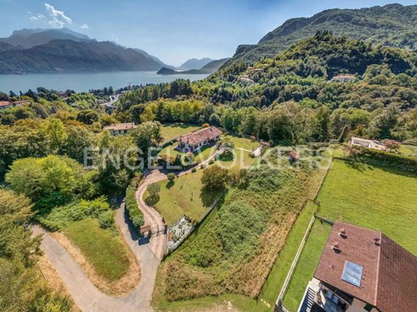 terreno edificabile in vendita a Menaggio in zona Loveno