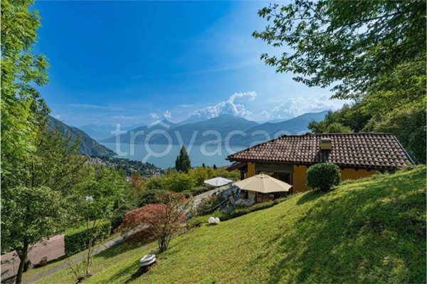 casa indipendente in vendita a Menaggio in zona Croce