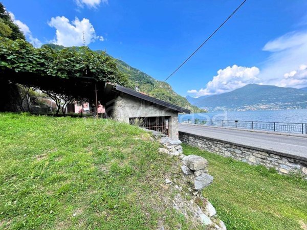 casa indipendente in vendita a Menaggio
