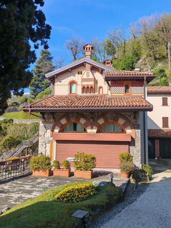 appartamento in vendita a Menaggio in zona Castello