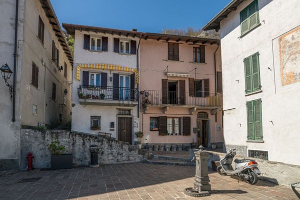 appartamento in vendita a Menaggio in zona Nobiallo