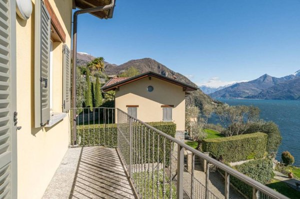 casa indipendente in vendita a Menaggio in zona Nobiallo