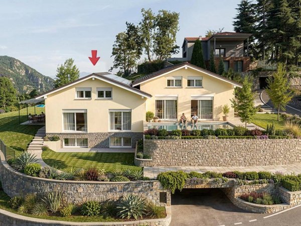 casa indipendente in vendita a Menaggio