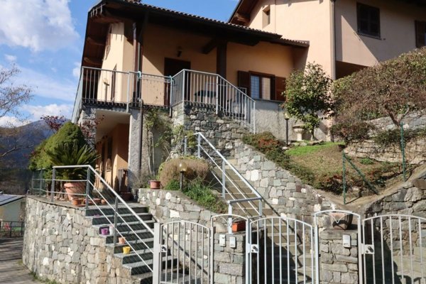 appartamento in vendita a Menaggio in zona Croce