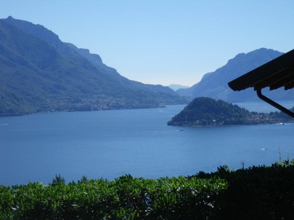 casa indipendente in vendita a Menaggio in zona Loveno