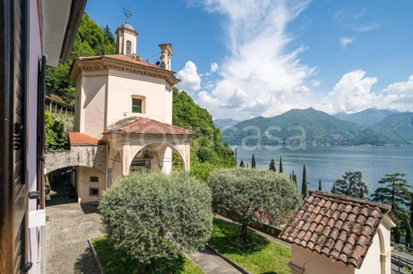 casa indipendente in vendita a Menaggio in zona Nobiallo