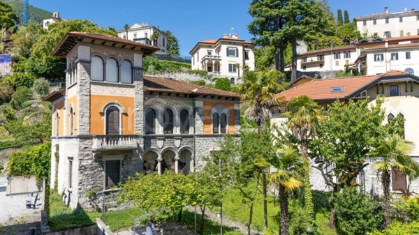 casa indipendente in vendita a Menaggio