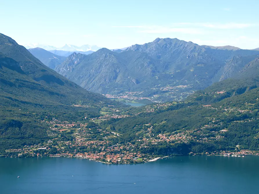 appartamento in vendita a Menaggio in zona Loveno