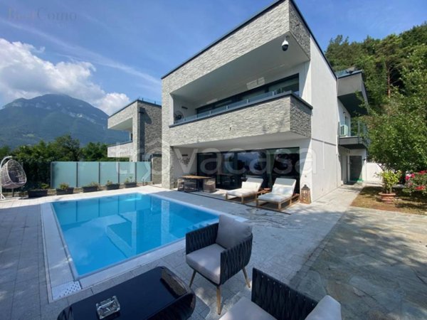 casa indipendente in vendita a Menaggio
