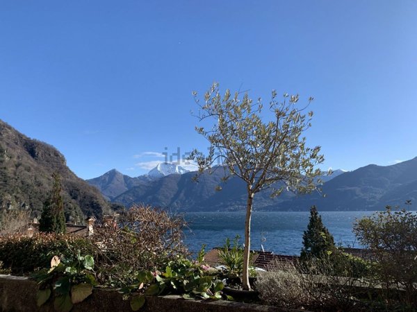 appartamento in vendita a Menaggio in zona Nobiallo