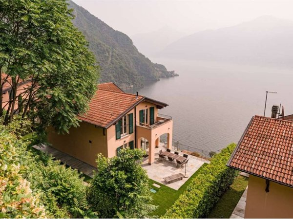 casa indipendente in vendita a Menaggio