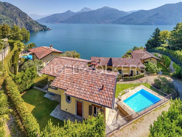 casa indipendente in vendita a Menaggio in zona Loveno