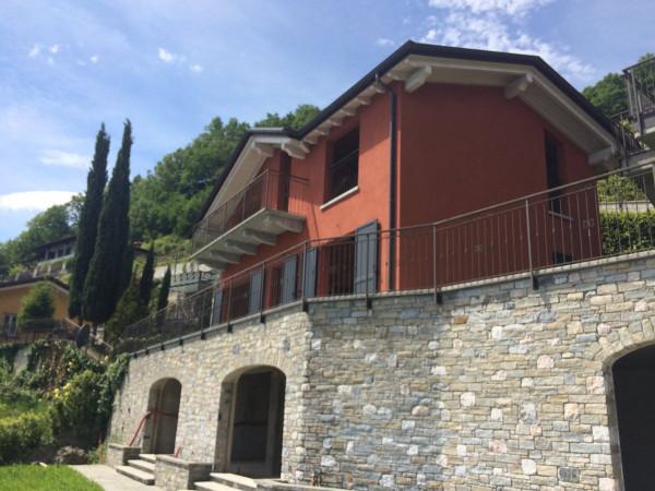 casa indipendente in vendita a Menaggio