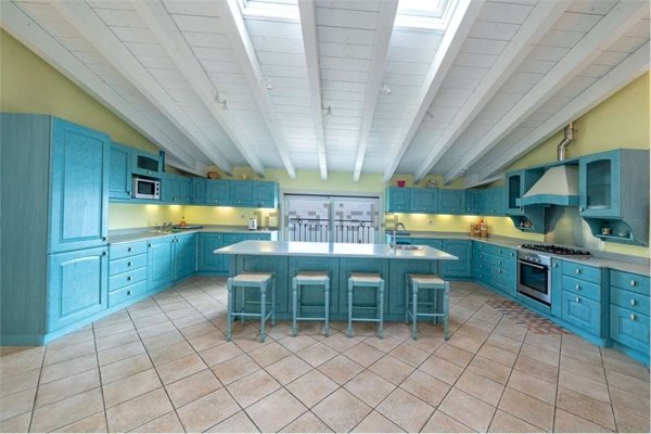 appartamento in vendita a Menaggio in zona Loveno