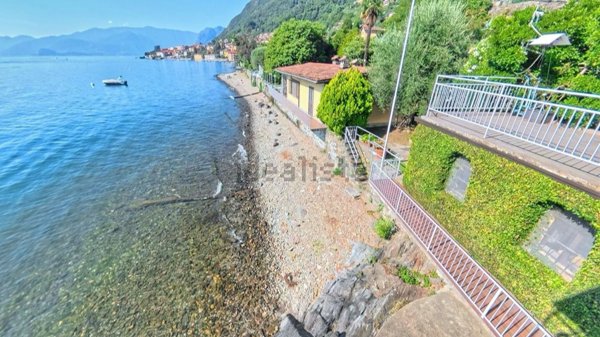 casa indipendente in vendita a Menaggio