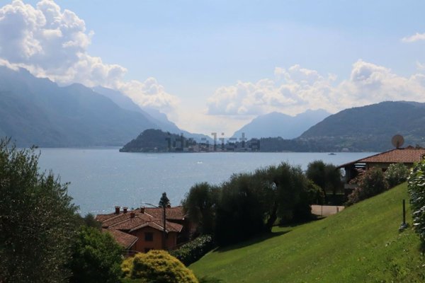 appartamento in vendita a Menaggio